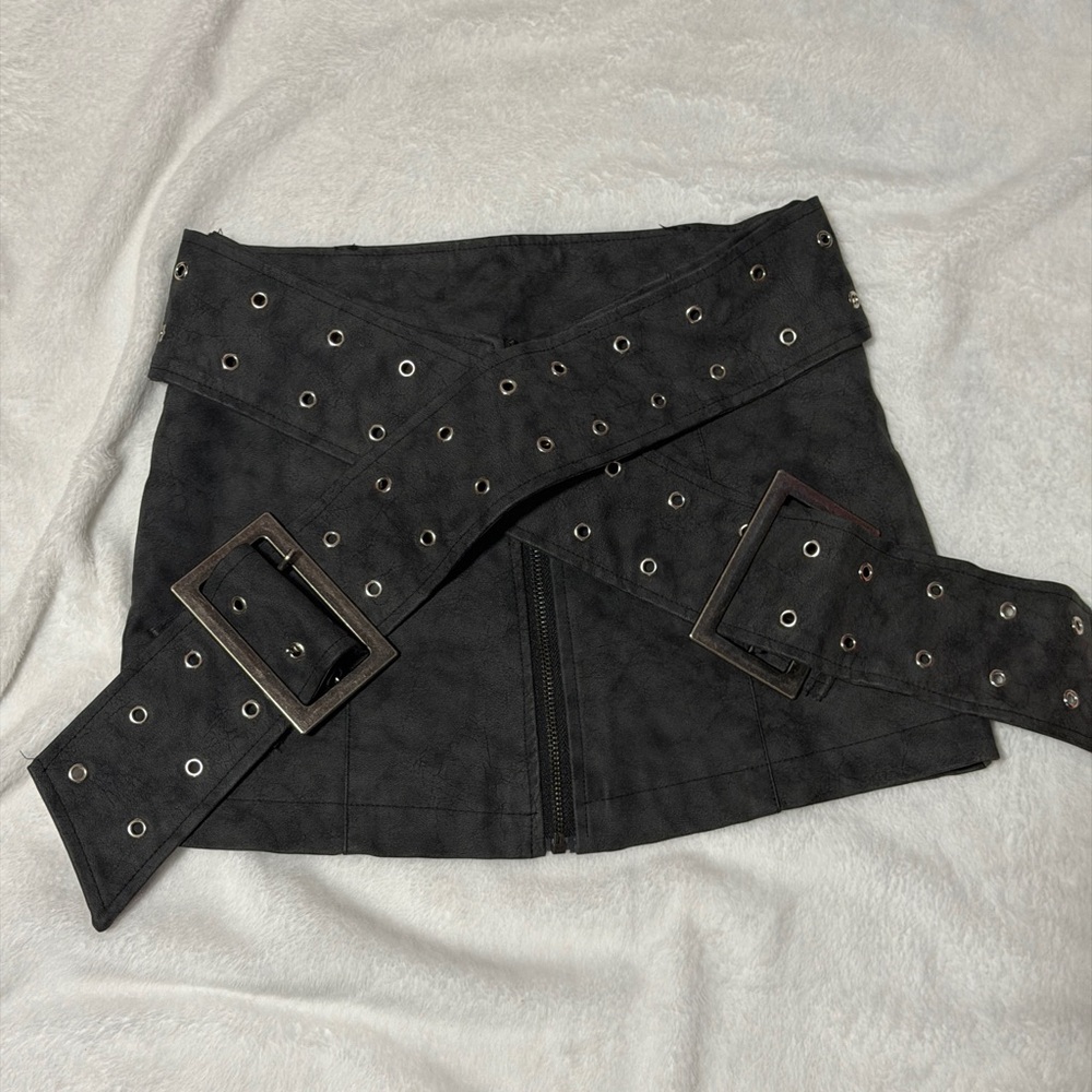 Dark Grey Grommet Belted Skirt